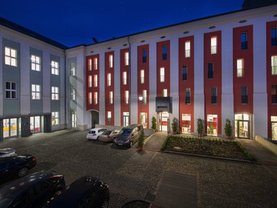 EA Business Hotel Jihlava**** - Nacht Blick